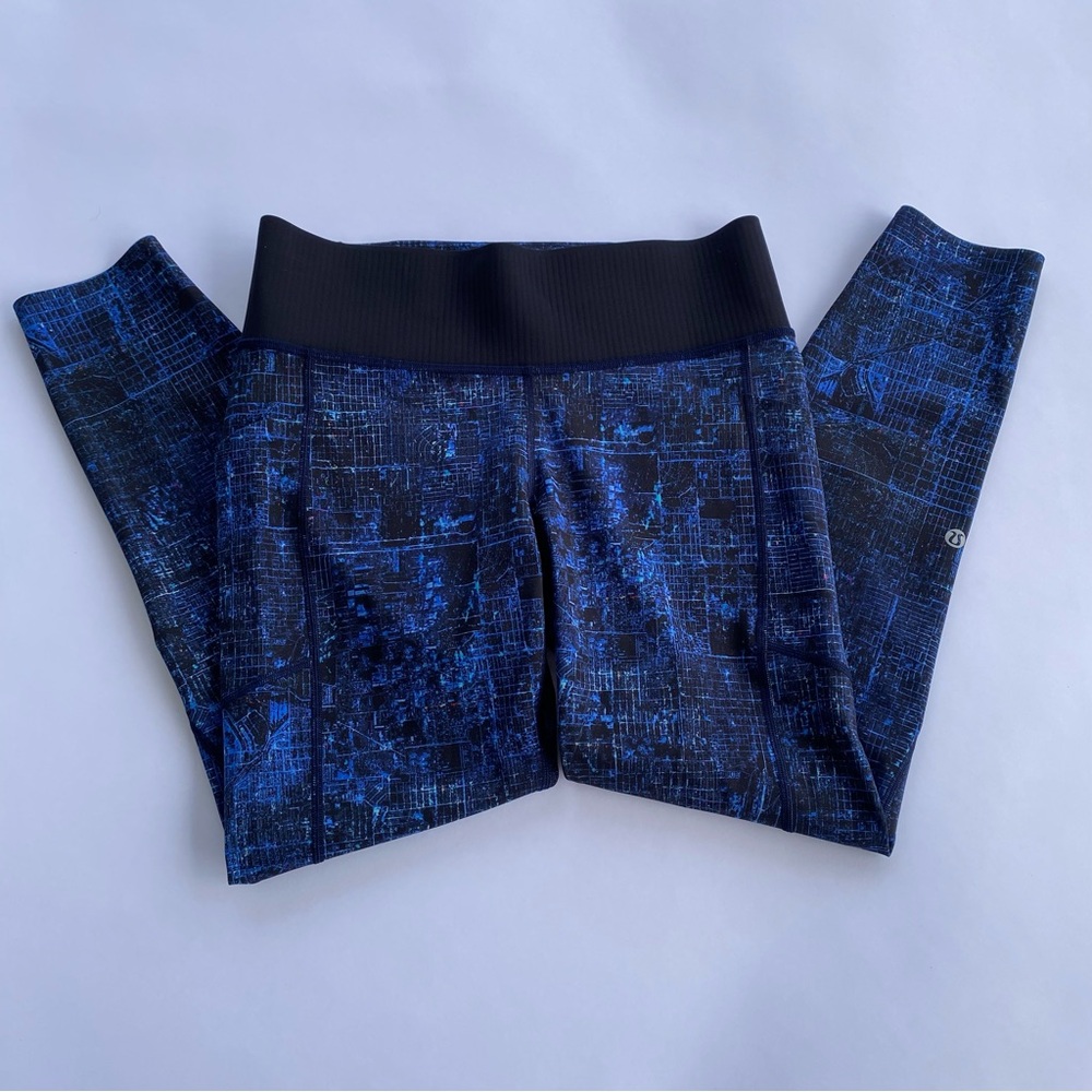 Lululemon Keep Your Form Tight 25" Length size 8 - Picture 3 of 7